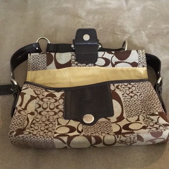 Coach Handbag - Picture 3 of 4